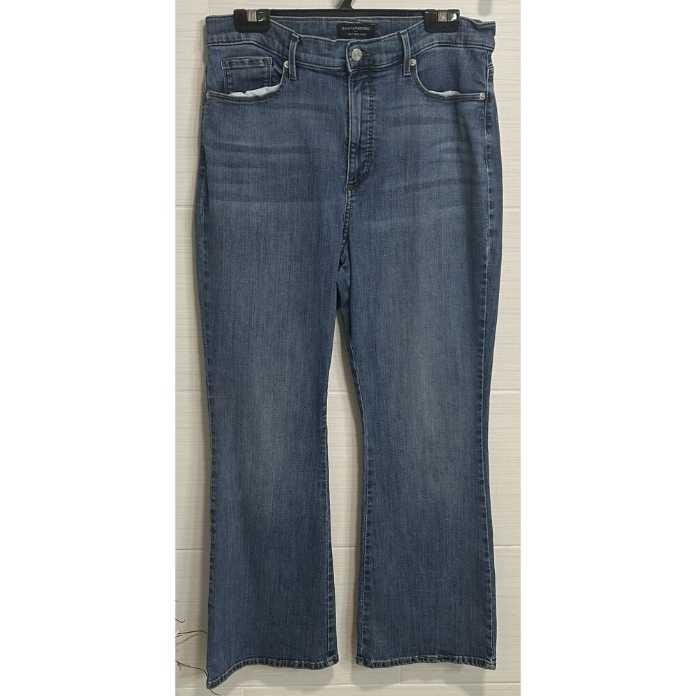 Banana Republic Curvy Slim Flare Denim Blue Jeans 32/14, Classic Casual Staple